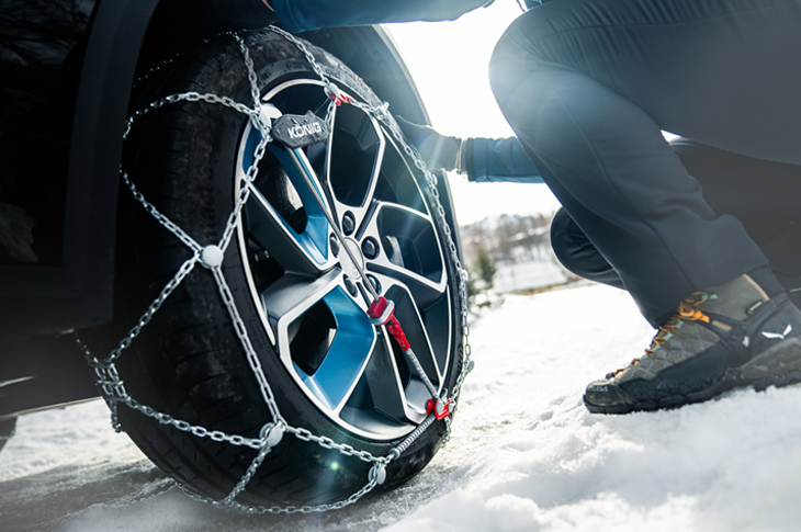 ضرورت یادگیری نحوه بستن زنجیر چرخ خودرو؛ مزایا و اصول رانندگی با زنجیر چرخ