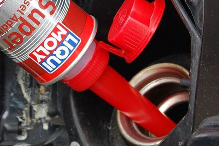 اهمیت شستشوی سیستم سوخت‌رسانی خودرو با مکمل‌ها (اکتان یا انژکتورشوی)